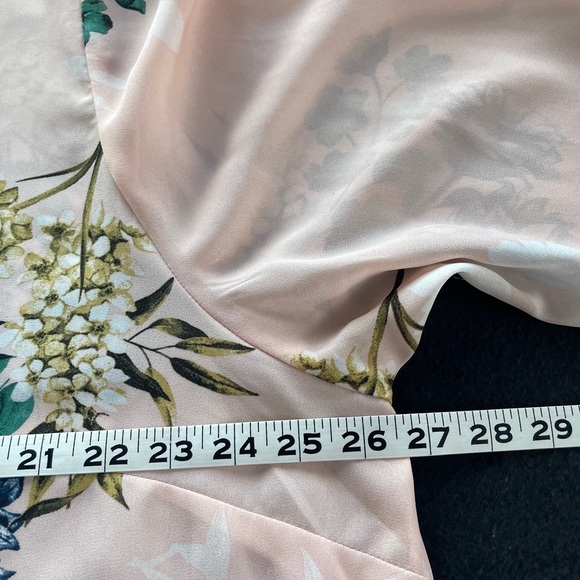 🌻FAUX WRAP TUNIC - Picture 5 of 8